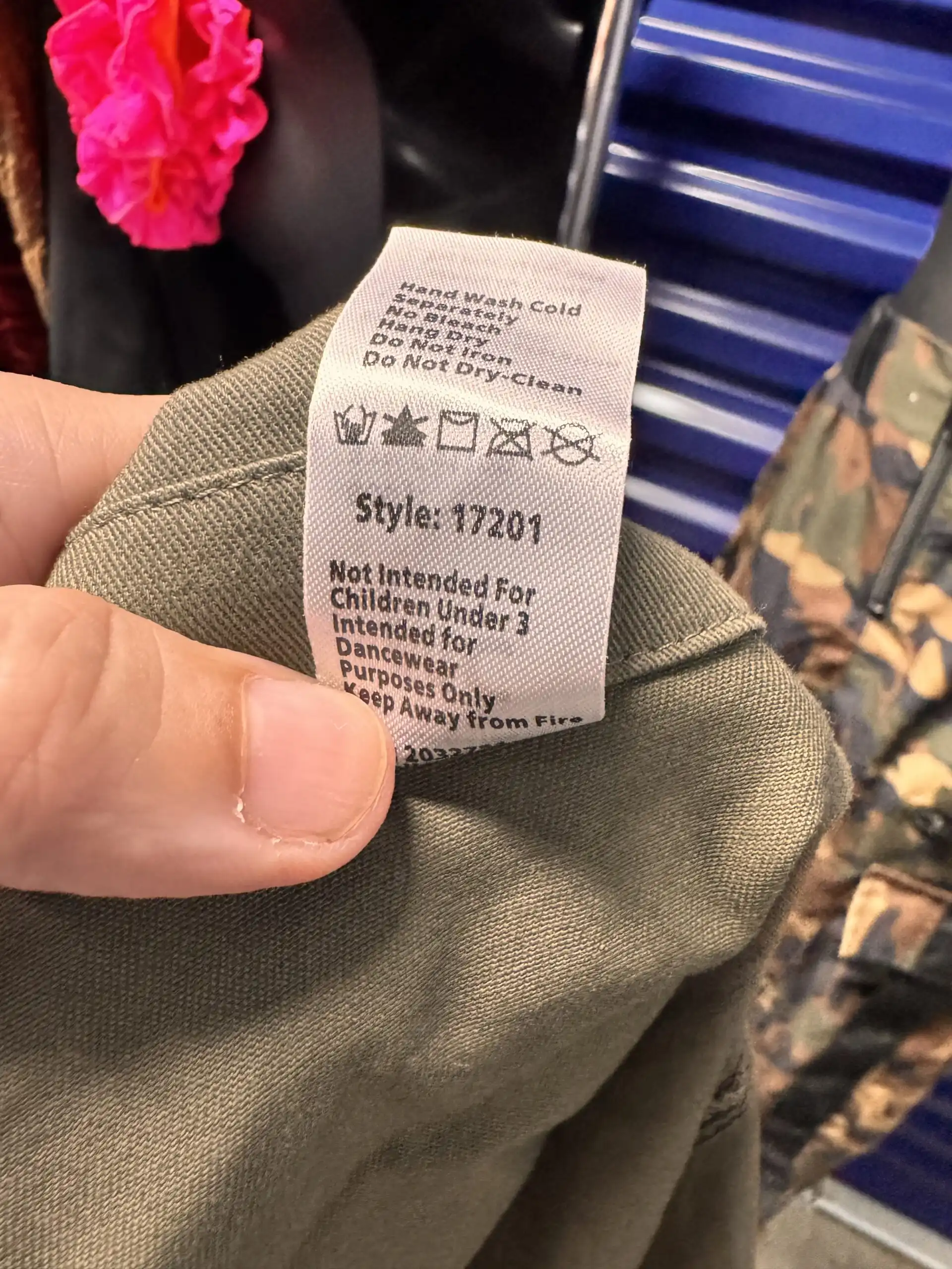 Weissman Elite Short Sleeve Buckle Detail Cargo Shirt – Style 17201 - Image 5